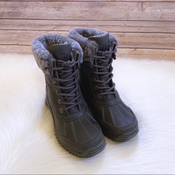 UGG Grey Adirondack Boot II Luxe Quilt Waterproof - Picture 4 of 10